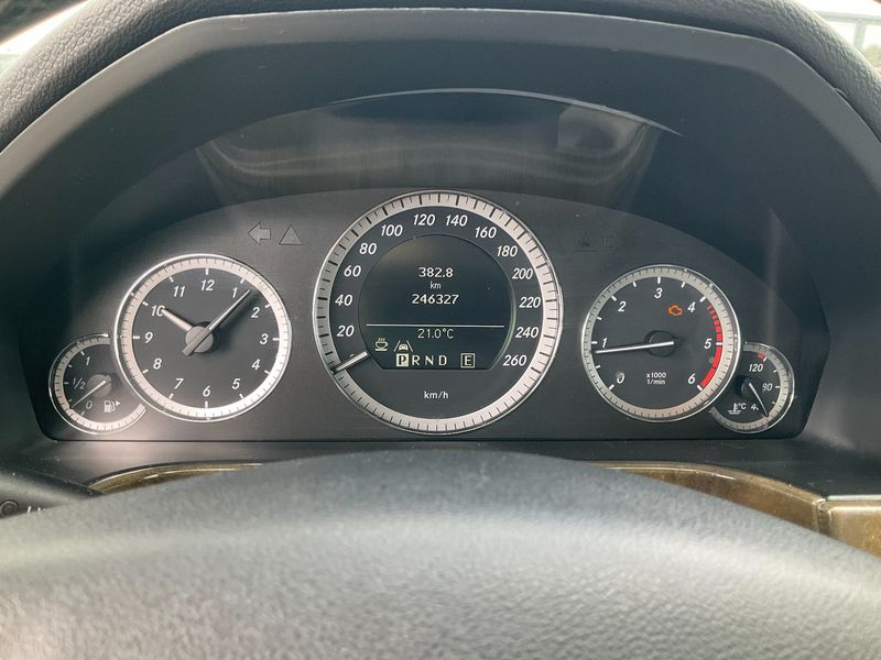 Mercedes-Benz E-Klasse E 220 CDI BlueEfficiency Elegance 2010 – снимка 26