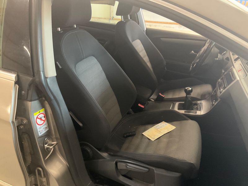 Volkswagen Passat CC 2.0 TDI 2009 – снимка 3