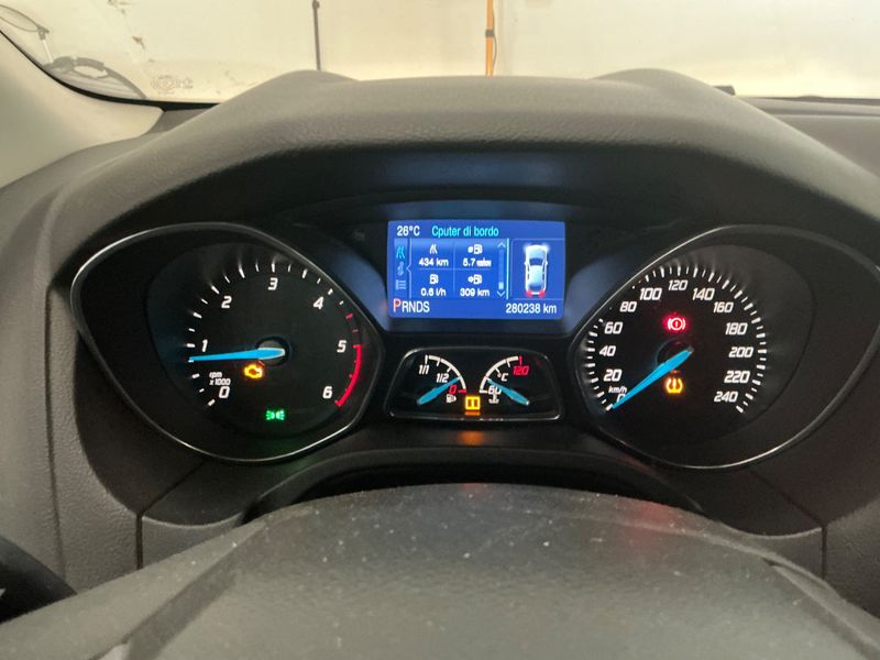 Ford Focus 2.0 TDCi TD Titanium 2014 – снимка 4