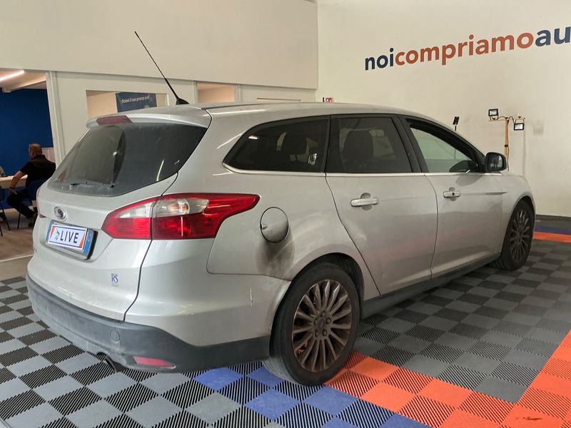 Ford Focus 2.0 TDCi TD Titanium 2014 – снимка 2