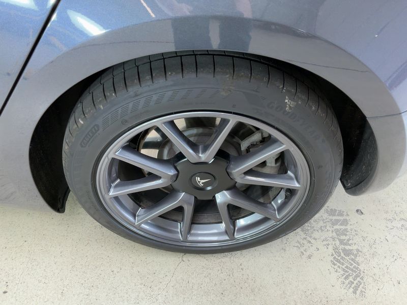 Tesla Model 3 Standard Range 2023 – снимка 5