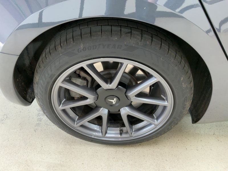 Tesla Model 3 Standard Range 2023 – снимка 9