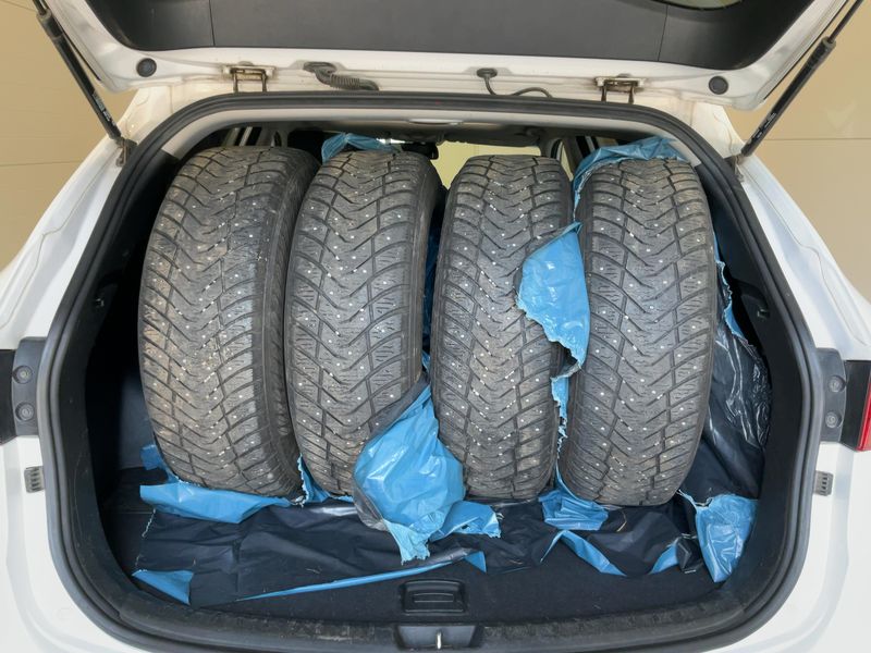 Hyundai Santa Fe 2.2 CRDi Style 4WD 2014 – снимка 16