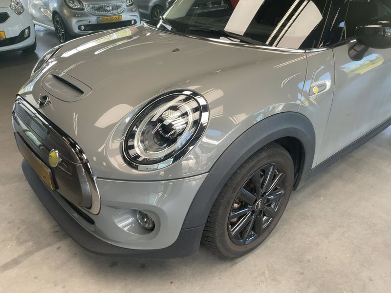 MINI Cooper SE Trim S 2021 – снимка 2