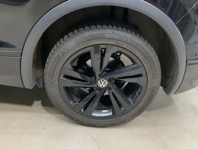 Volkswagen Tiguan 2.0 TDI R-Line 4Motion 2022 – снимка 5