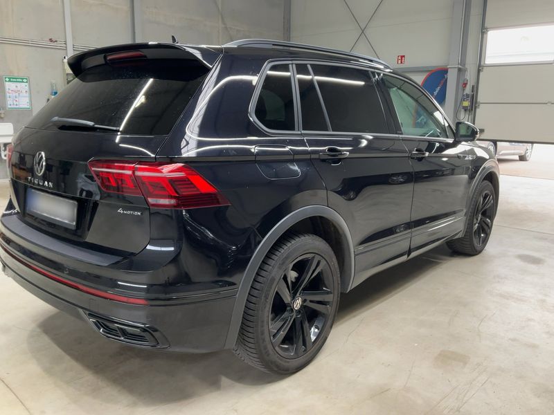 Volkswagen Tiguan 2.0 TDI R-Line 4Motion 2022 – снимка 8