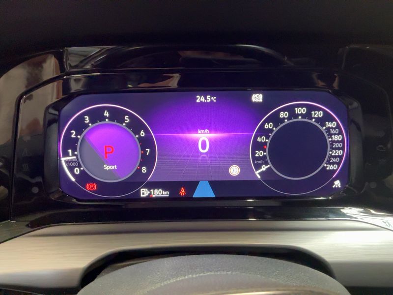 Volkswagen Golf VIII 1.5 eTSI ACT Style 1st 2020 – снимка 18