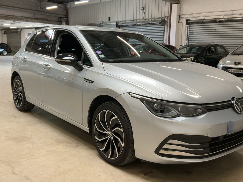 Volkswagen Golf VIII 1.5 eTSI ACT Style 1st 2020 – снимка 12