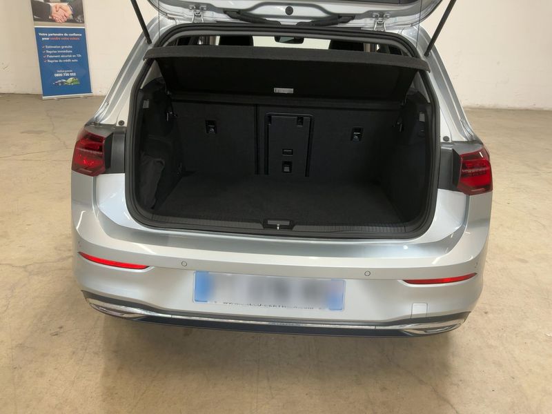 Volkswagen Golf VIII 1.5 eTSI ACT Style 1st 2020 – снимка 15