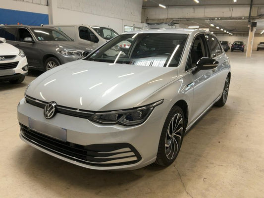 Volkswagen Golf VIII 1.5 eTSI ACT Style 1st 2020 – снимка 1