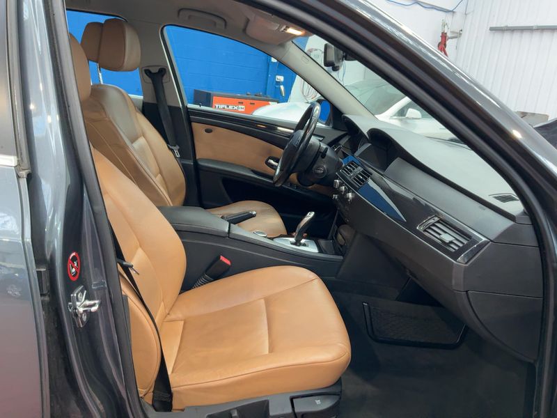 BMW 5er 520d 2008 – снимка 16