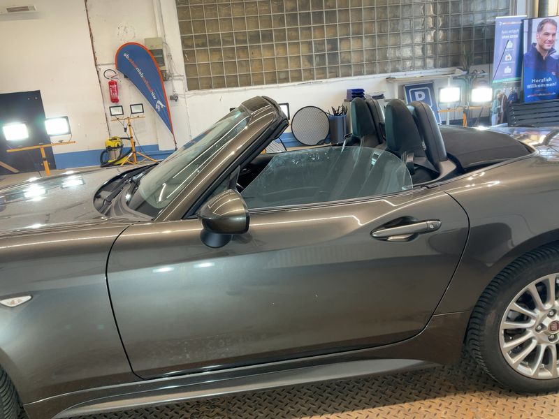 Fiat 124 Spider 1.4 Turbo Basis 2018 – снимка 4