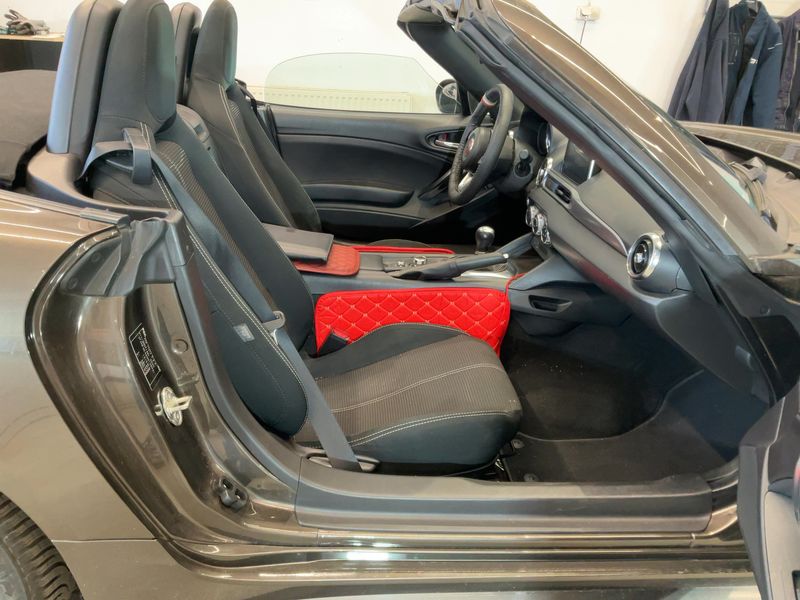 Fiat 124 Spider 1.4 Turbo Basis 2018 – снимка 16