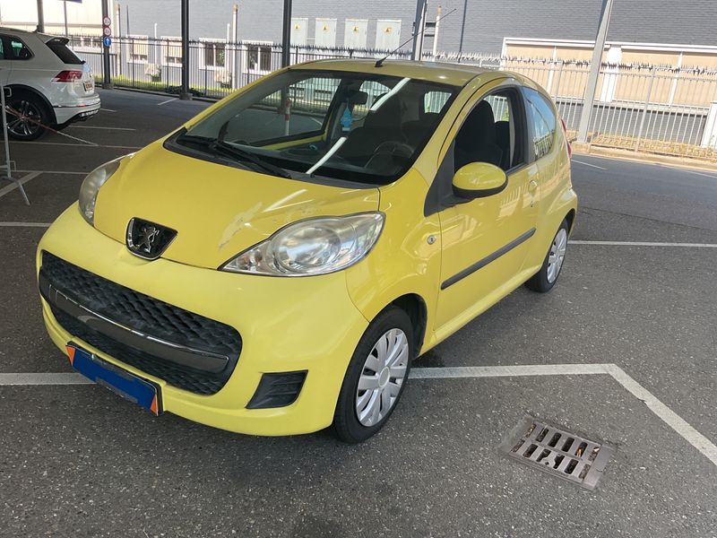 Peugeot 107 1.0 Filou 2010 – снимка 1