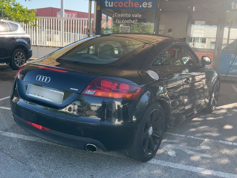 Audi TT 3.2 V6 quattro Coupe 2006 – снимка 8