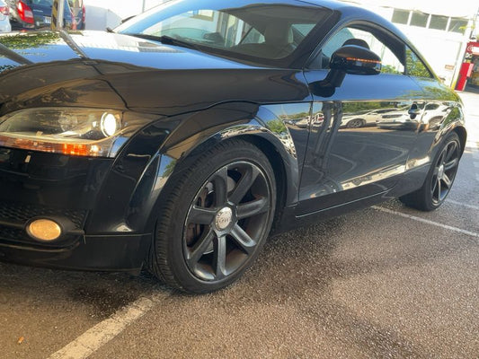 Audi TT 3.2 V6 quattro Coupe 2006 – снимка 2