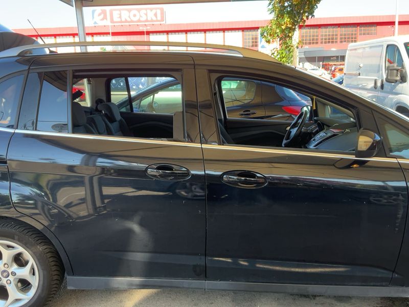 Ford Grand C-Max 1.6 TDCi Trend 2011 – снимка 10
