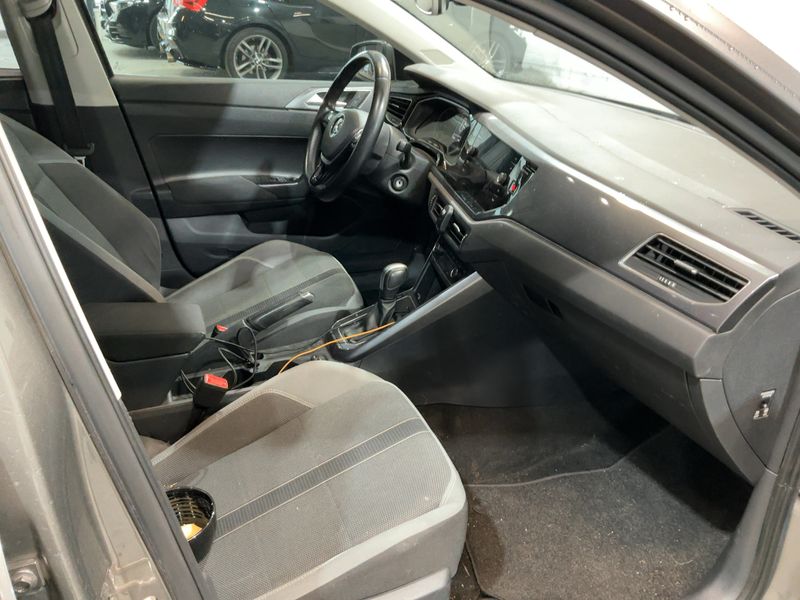 Volkswagen Polo 1.0 TSI Highline 2019 – снимка 16