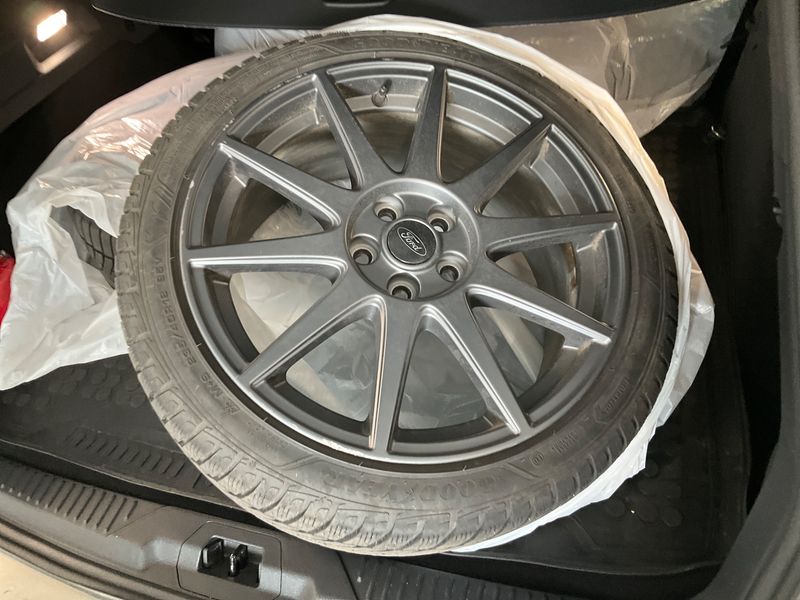 Ford Focus 2.3 EcoBoost ST X 2022 – снимка 15
