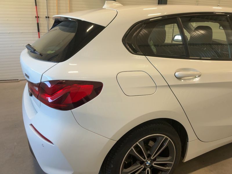 BMW 1er 118i Sport Line 2022 – снимка 8