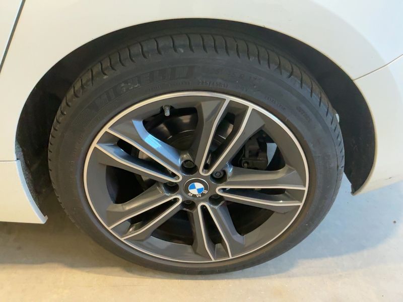 BMW 1er 118i Sport Line 2022 – снимка 5