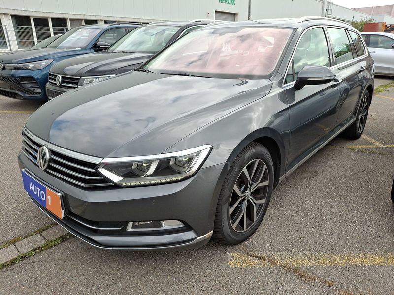 Volkswagen Passat 1.8 TSI Highline BlueMotion Tech 2016 – снимка 1