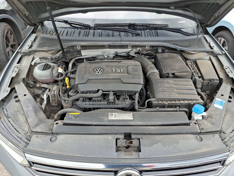Volkswagen Passat 1.8 TSI Highline BlueMotion Tech 2016 – снимка 8
