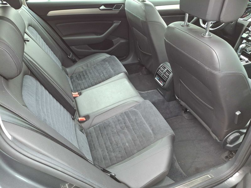 Volkswagen Passat 1.8 TSI Highline BlueMotion Tech 2016 – снимка 14
