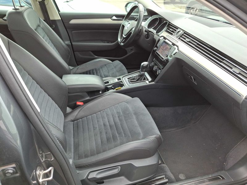 Volkswagen Passat 1.8 TSI Highline BlueMotion Tech 2016 – снимка 10