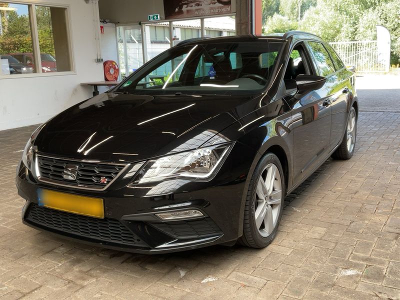 Seat Leon 1.5 TSI ACT FR 2019 – снимка 1