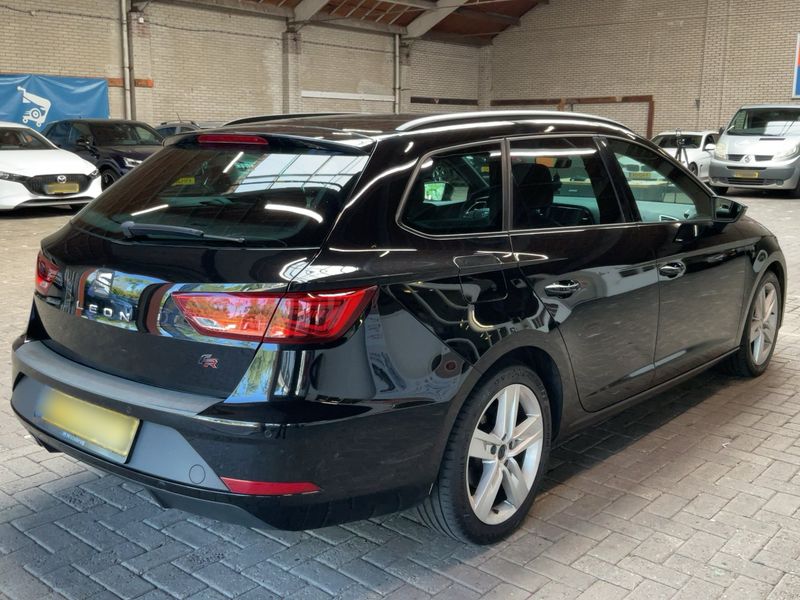 Seat Leon 1.5 TSI ACT FR 2019 – снимка 8