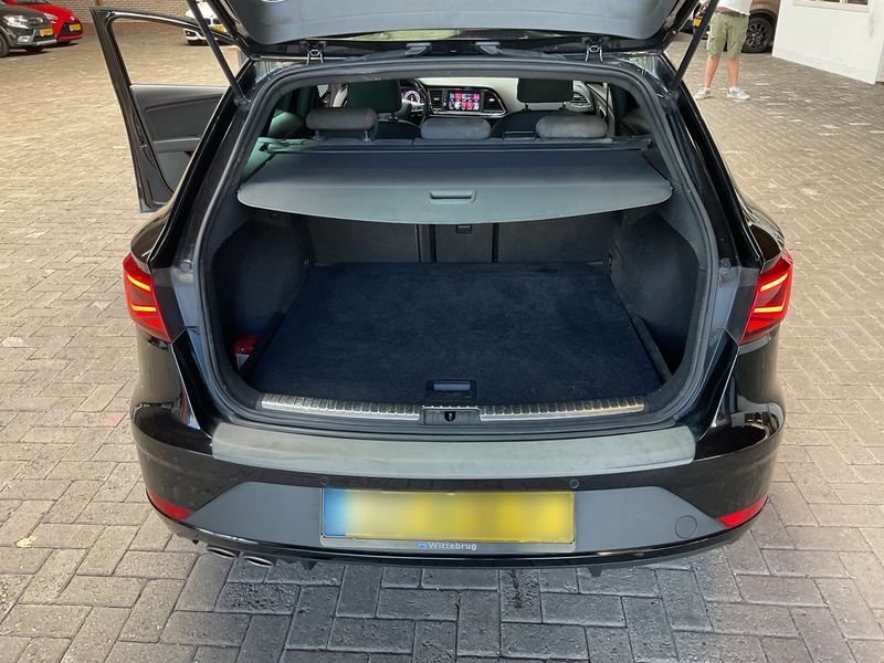 Seat Leon 1.5 TSI ACT FR 2019 – снимка 15
