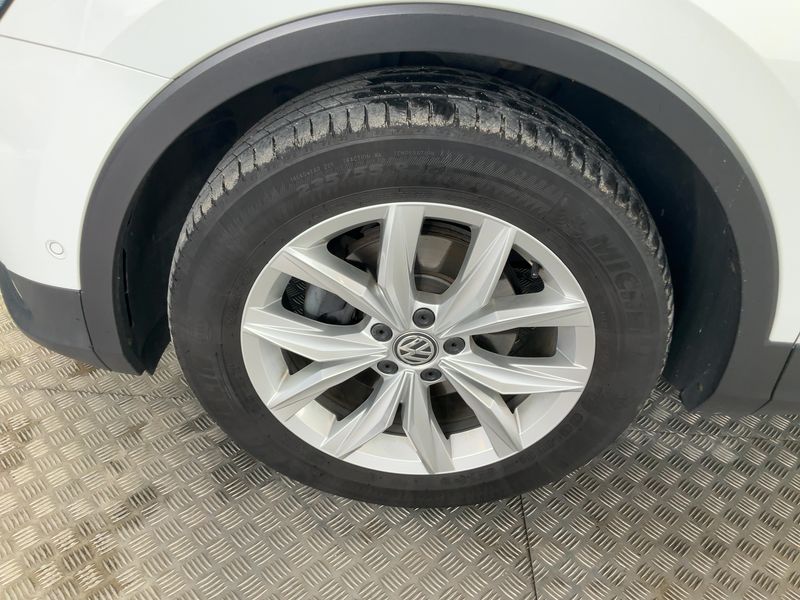 Volkswagen Tiguan 2.0 TDI Highline 4Motion BlueMotion Tech 2017 – снимка 3