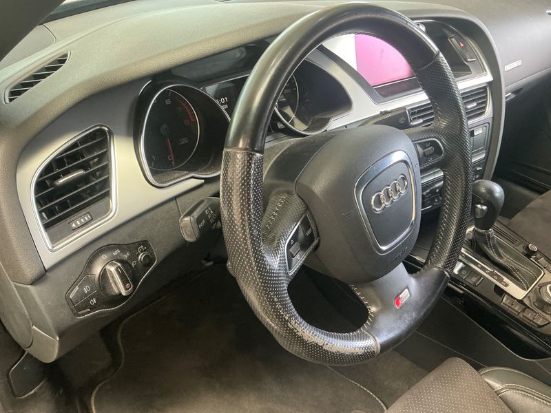 Audi A5 2.0 TFSI quattro 2011 – снимка 29