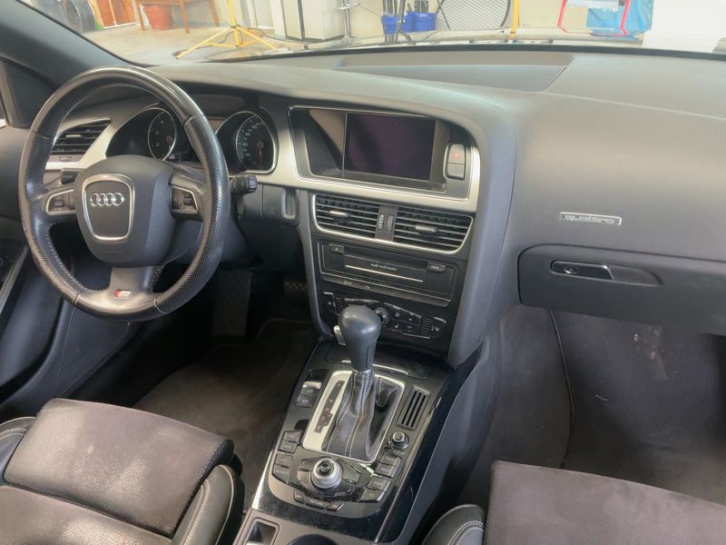 Audi A5 2.0 TFSI quattro 2011 – снимка 17