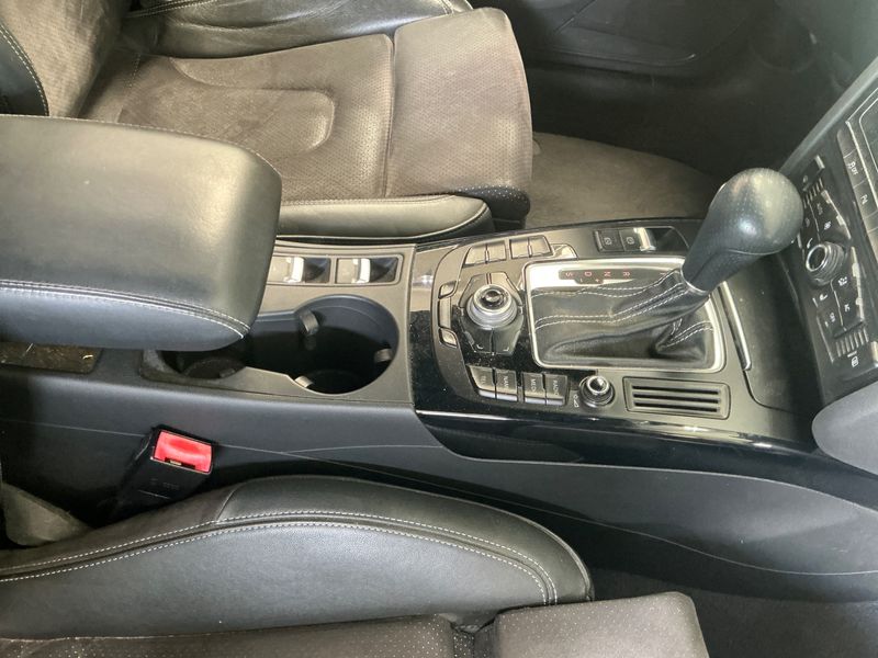 Audi A5 2.0 TFSI quattro 2011 – снимка 23