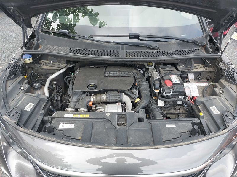 Peugeot 3008 1.6 Blue-HDi GT Line 2017 – снимка 8