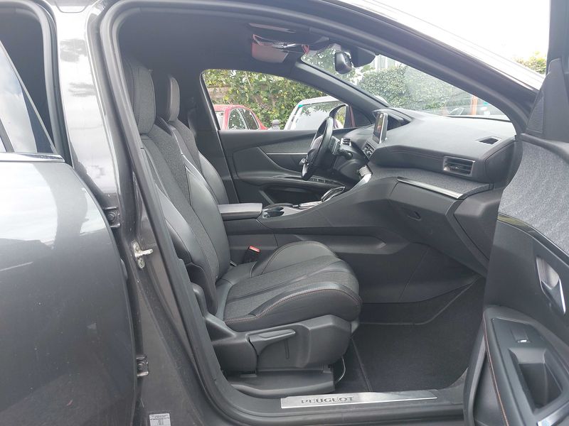 Peugeot 3008 1.6 Blue-HDi GT Line 2017 – снимка 10