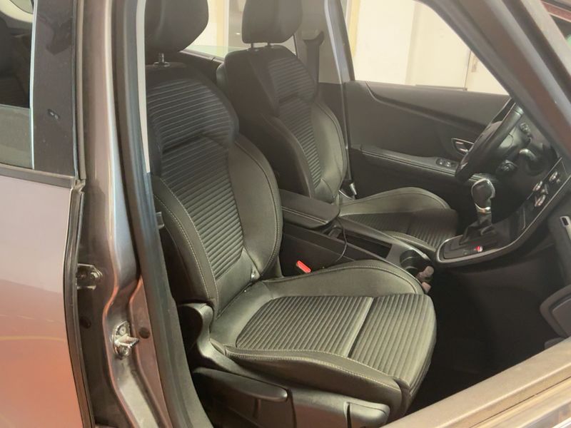 Renault Grand Scenic 1.5 dCi Energy Grand Business Edition 2017 – снимка 16