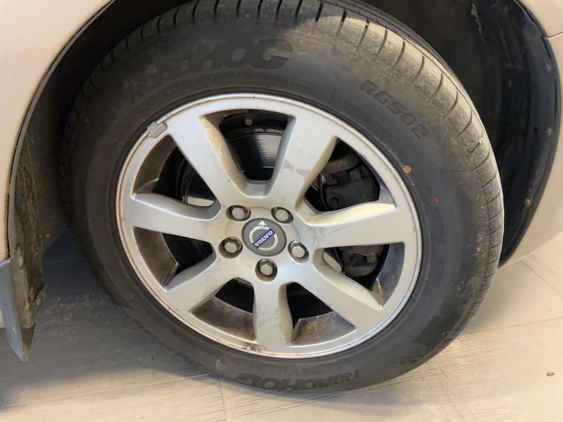 Volvo V60 2.0 D4 Momentum 2012 – снимка 11