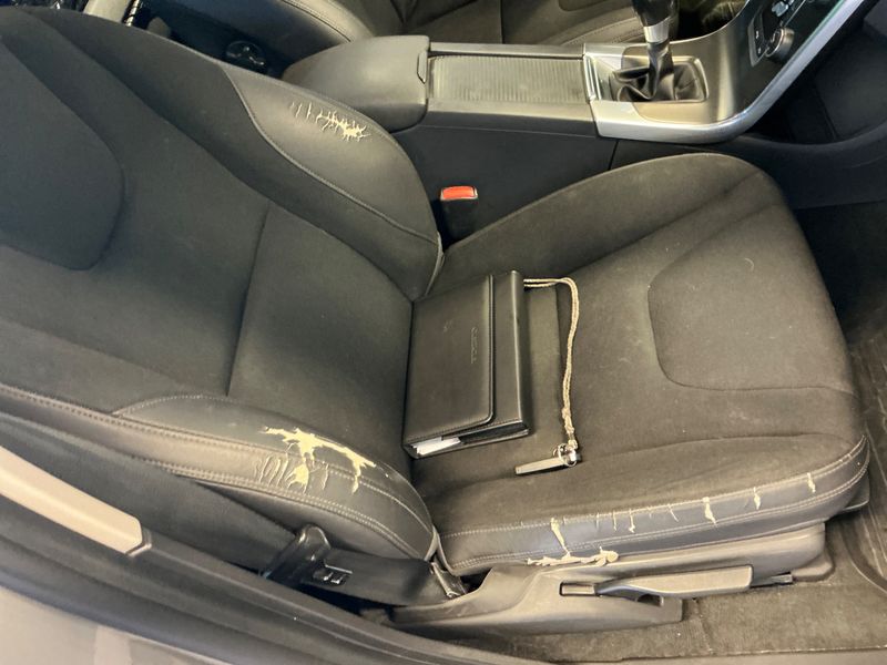 Volvo V60 2.0 D4 Momentum 2012 – снимка 33