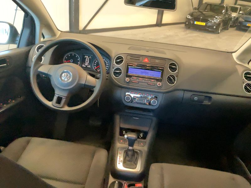 Volkswagen Golf VI Plus 1.4 TSI Trendline 2010 – снимка 17