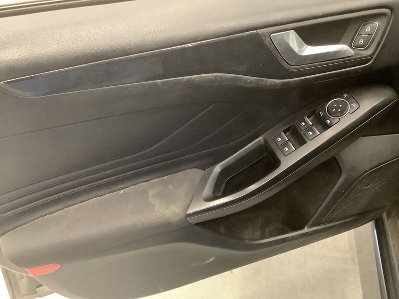 Ford Focus 1.5 TDCi EcoBlue ST-Line X 2020 – снимка 28