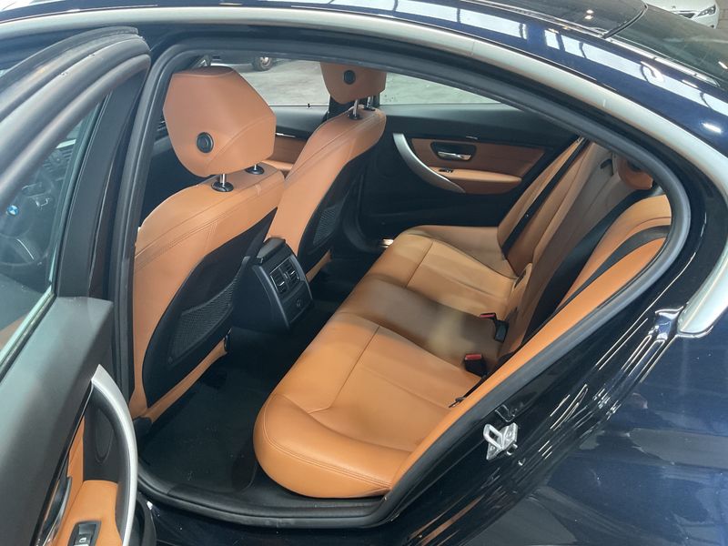 BMW 3er 320i M Sport Shadow 2019 – снимка 19