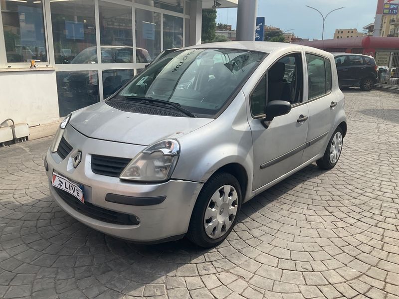 Renault Modus 1.2 Saint Tropez 2007 – снимка 1