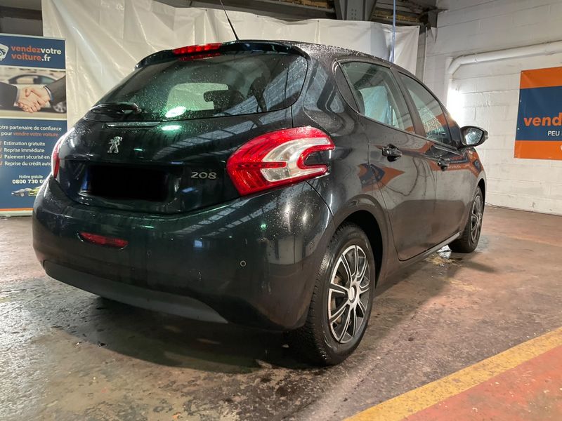 Peugeot 208 1.4 HDi Urban Soul 2013 – снимка 2