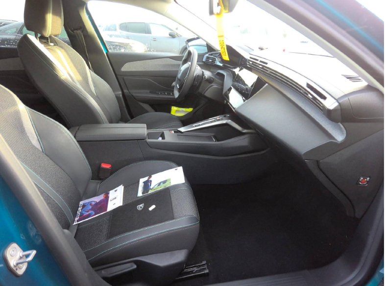 Peugeot 408 1.2 Mild-Hybrid Allure 2025 – снимка 14