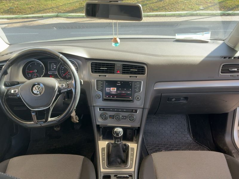 Volkswagen Golf VII 1.6 TDI Business BlueMotion Tech 2016 – снимка 17