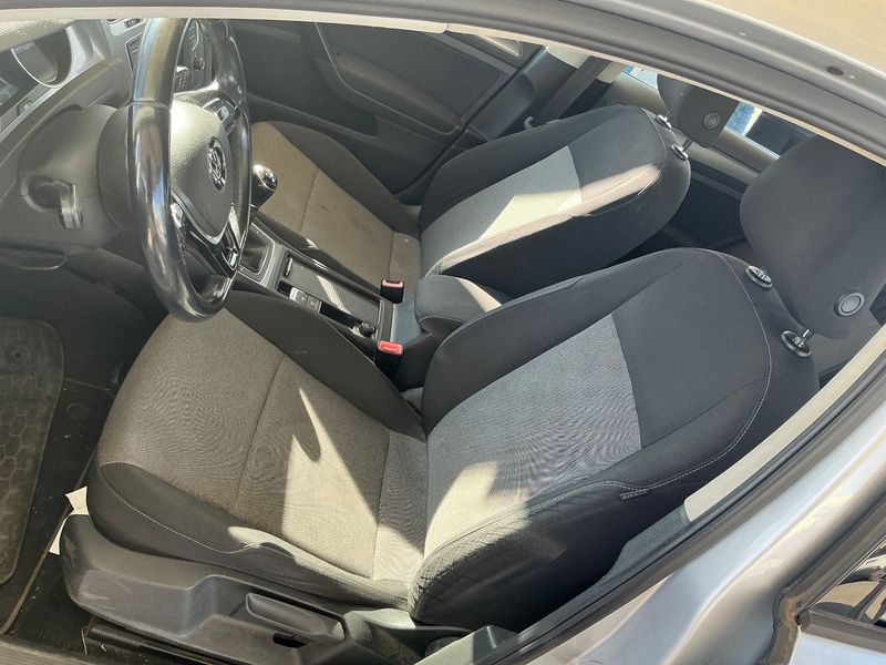 Volkswagen Golf VII 1.6 TDI Business BlueMotion Tech 2016 – снимка 27
