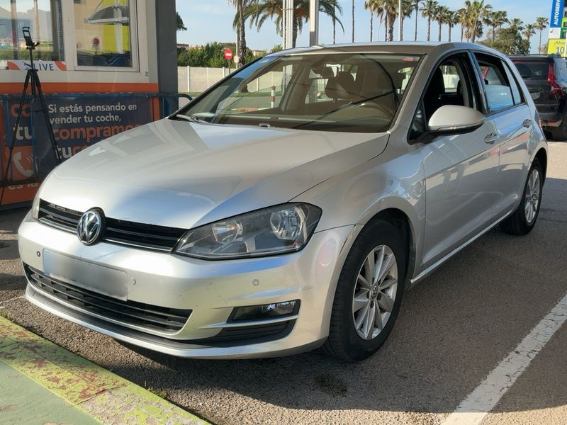 Volkswagen Golf VII 1.6 TDI Business BlueMotion Tech 2016